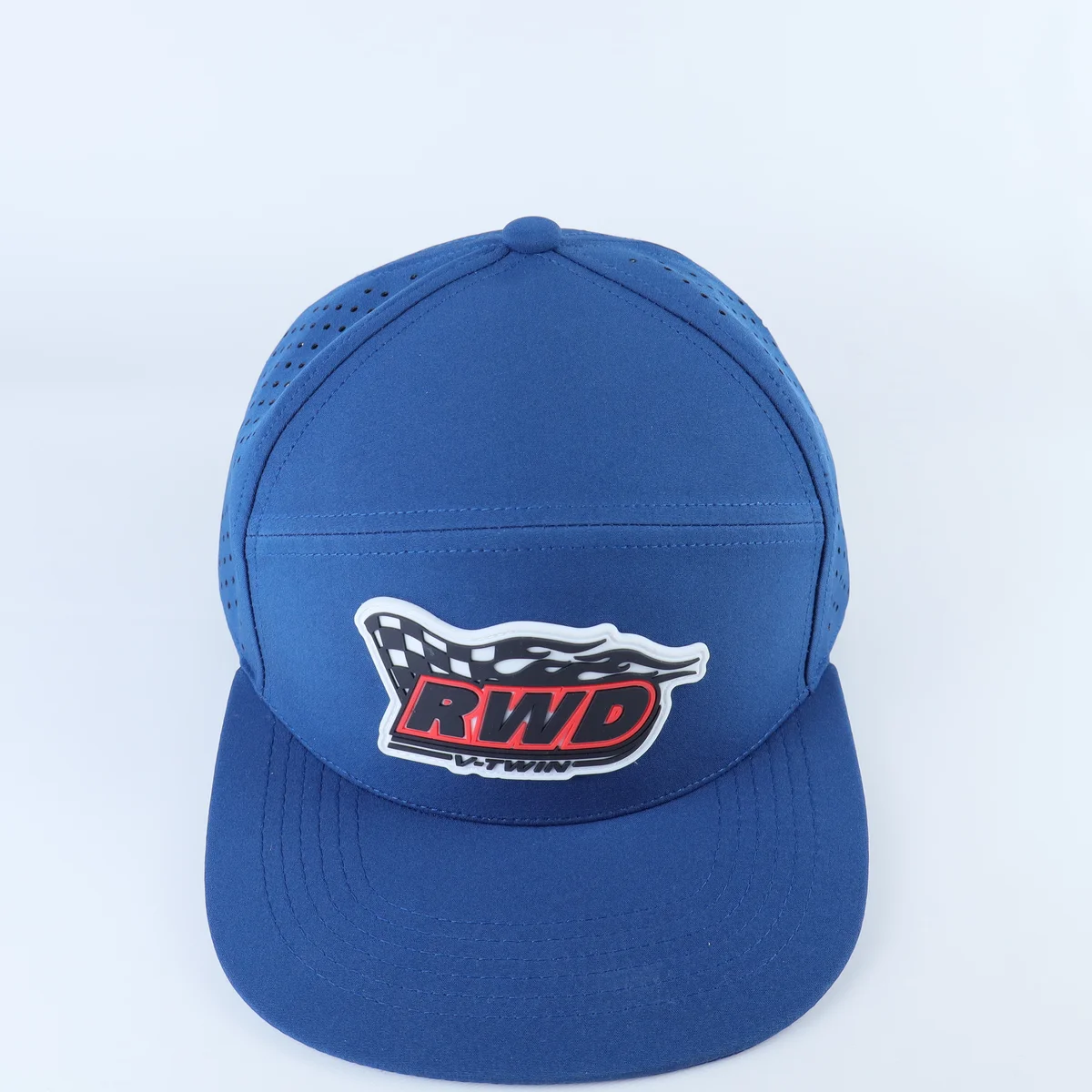 Photographic view 5 of a perforated performance cap reference